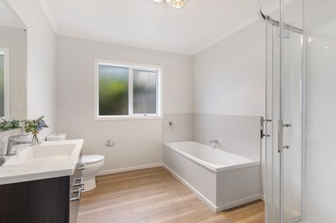 Photo of property in 2/55 Verran Road, Birkenhead, Auckland, 0626