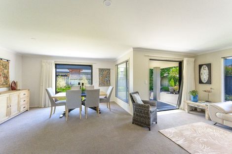 Photo of property in 10 Parkerfield Place, Motueka, 7120