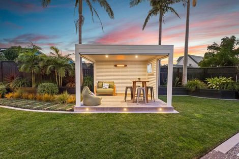 Photo of property in 7 Bannings Way, Hobsonville, Auckland, 0618