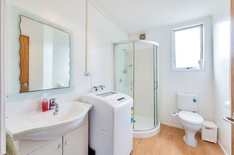 Photo of property in 16 Sequoia Place, Sunnynook, Auckland, 0620