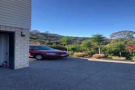 Photo of property in 111 Roberta Crescent, Orewa, 0931