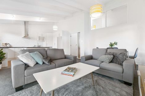 Photo of property in 1/35 Swanson Road, Henderson, Auckland, 0610