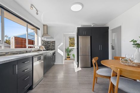 Photo of property in 5 Bethel Crescent, Bishopdale, Christchurch, 8053