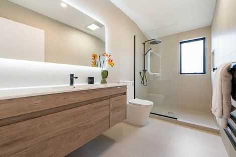 Photo of property in 31b Kurnell Drive, Botany Downs, Auckland, 2010