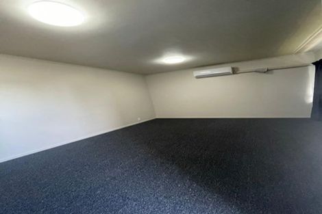 Photo of property in 3/37 Clevedon Road, Papakura, 2110