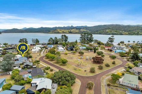 Photo of property in 13 Given Grove, Pauanui, Hikuai, 3579