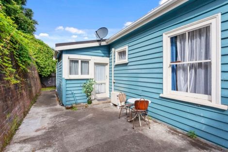 Photo of property in 18 Simeon Quay, Lyttelton, 8082