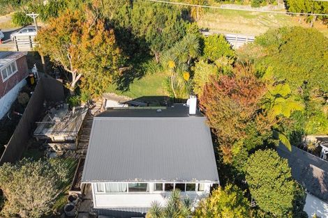 Photo of property in 17a Taranaki Street, Picton, 7220