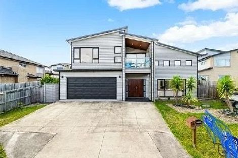 Photo of property in 18 Catlins Place, Fairview Heights, Auckland, 0632