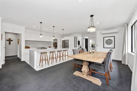 Photo of property in 230 Cumberland Drive, Flagstaff, Hamilton, 3210