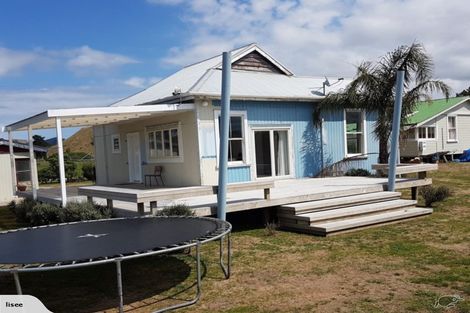 Photo of property in 22a Rangiuia Road, Tolaga Bay, 4077