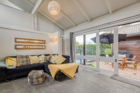 Photo of property in 279 Royal Road, Massey, Auckland, 0614