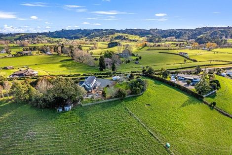 Photo of property in 162 White Road, Hunua, Papakura, 2583