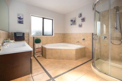 Photo of property in 141 Te Puia Drive, Aotea, Porirua, 5024