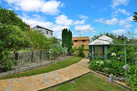 Photo of property in 35 Totara Road, Stanmore Bay, Whangaparaoa, 0932