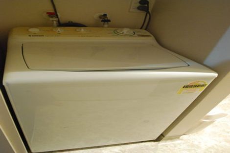 Photo of property in St Peters Apartments, 8c/192 Willis Street, Te Aro, Wellington, 6011