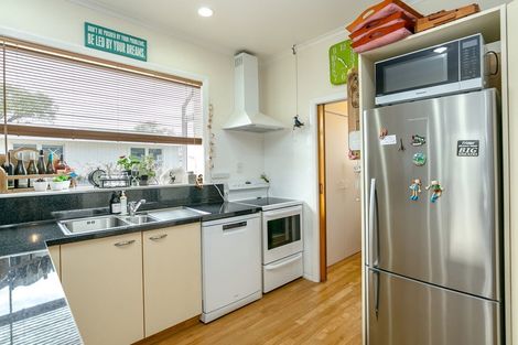 Photo of property in 59 Kent Street, Carterton, 5713