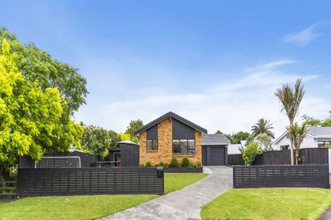 Photo of property in 7 Rheingold Place, Huapai, Kumeu, 0810