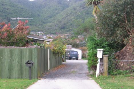 Photo of property in 43 Parata Street, Waikanae, 5036