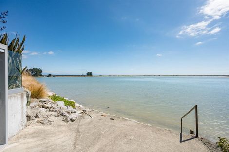 Photo of property in 6 Martin Street, Monaco, Nelson, 7011