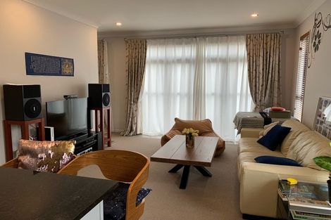 Photo of property in 50 Amberwood Drive, Northpark, Auckland, 2013