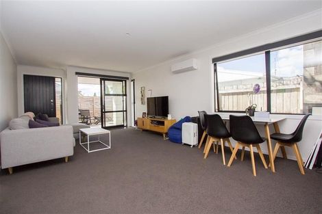 Photo of property in 9a Warwick Avenue, St Andrews, Hamilton, 3200