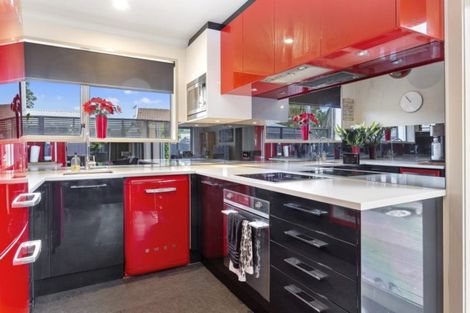 Photo of property in 21d Bush Street, Rangiora, 7400