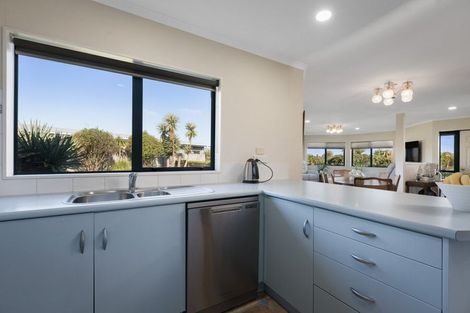 Photo of property in 98 Koutunui Road, Athenree, Katikati, 3177