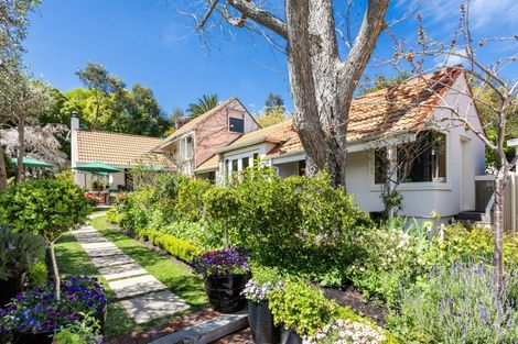 Photo of property in 15 Muritai Crescent, Havelock North, 4130