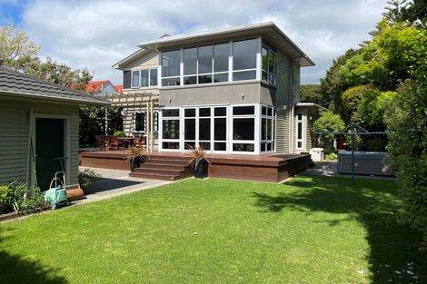 Photo of property in 1/4 Bloomfield Terrace, Hutt Central, Lower Hutt, 5010