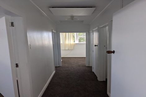 Photo of property in 9 Temuera Street, Otaki, 5512