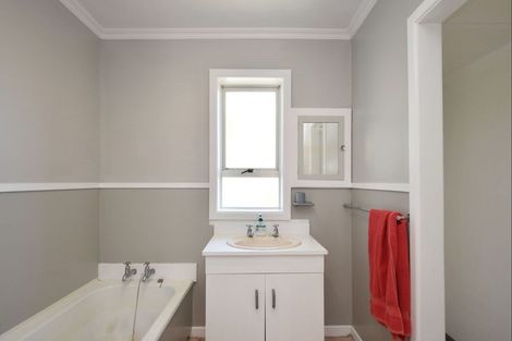 Photo of property in 124 Dome Street, Newfield, Invercargill, 9812