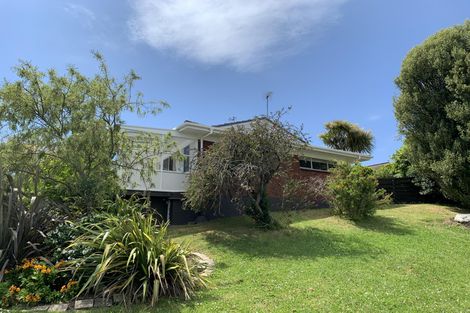 Photo of property in 2/23 Sea Spray Drive, Bucklands Beach, Auckland, 2012
