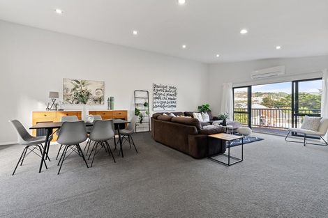 Photo of property in 7 Joseph Banks Drive, Whitby, Porirua, 5024