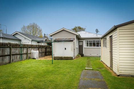 Photo of property in 6 Nortons Road, Avonhead, Christchurch, 8042