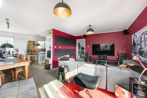 Photo of property in 1/141 Mokoia Road, Birkenhead, Auckland, 0626