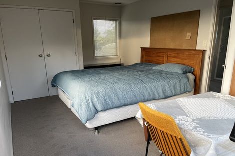 Photo of property in 2/94 Norwood Road, Bayswater, Auckland, 0622