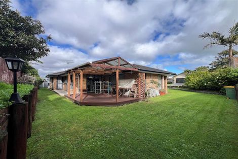 Photo of property in 5 Senator Drive, Manurewa, Auckland, 2105