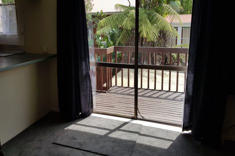 Photo of property in 27 Harris Road, Mount Wellington, Auckland, 1051