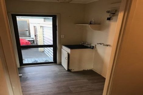 Photo of property in 2/10 Burundi Avenue, Clendon Park, Auckland, 2103