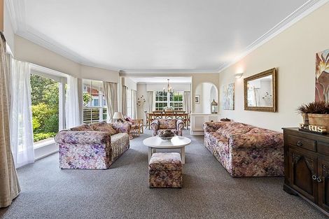 Photo of property in 71 Merriefield Avenue, Forrest Hill, Auckland, 0620