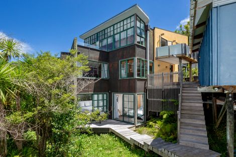 Photo of property in 6 Gannet Point, Rothesay Bay, Auckland, 0630