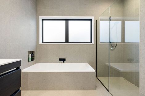 Photo of property in 36 Delamare Road, St Andrews, Hamilton, 3200