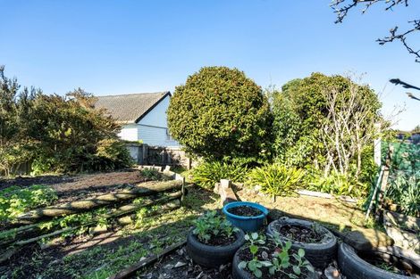 Photo of property in 15 Marama Crescent, Spotswood, New Plymouth, 4310