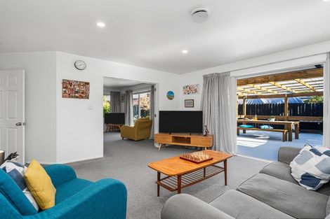 Photo of property in 35 Durrell Way, Rolleston, 7614