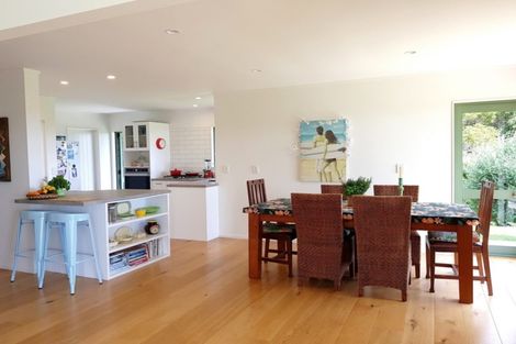 Photo of property in 996 Cove Road, Langs Beach, Waipu, 0582