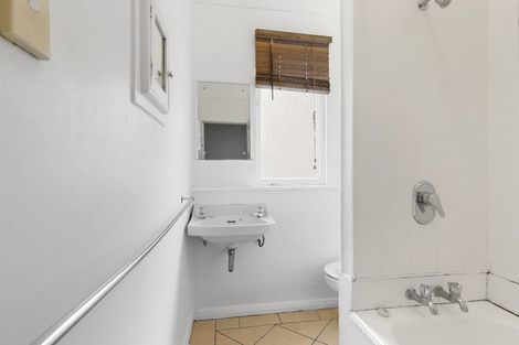 Photo of property in 1/28 Ribble Street, Island Bay, Wellington, 6023