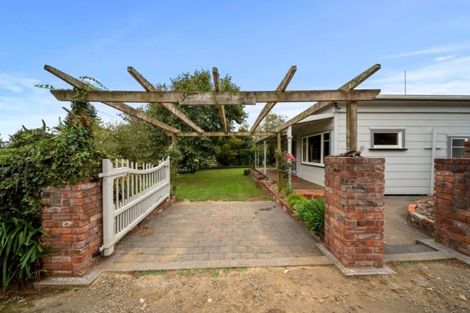 Photo of property in 295 Skinner Road, Bird Road, Stratford, 4393