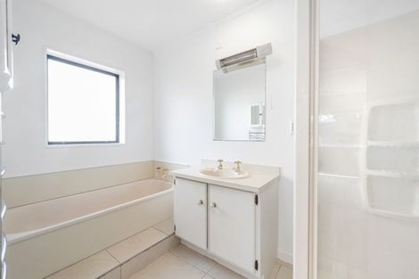 Photo of property in 2/53 Moore Street, Howick, Auckland, 2014