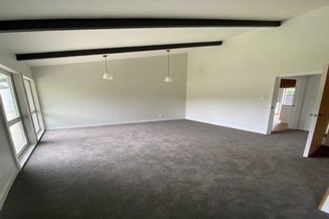 Photo of property in 26 Raekura Place, Redcliffs, Christchurch, 8081